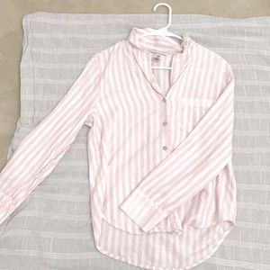 Adorable striped VS pajama top